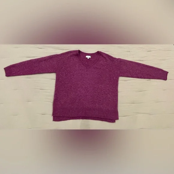 Lucky Brand Fuchsia V-neck Sweater Small Petite - Picture 9 of 14